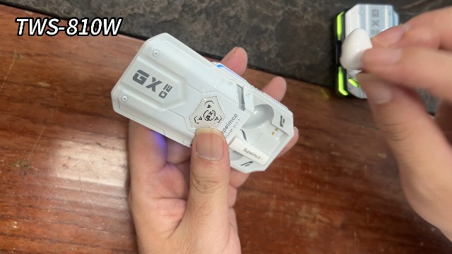 Amazon.co.jp: 【2024年初売り 設計大賞 技適取得済】抜刀音イヤホン